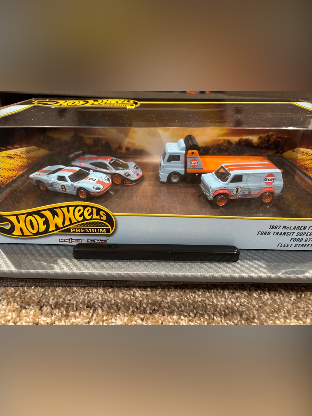 Hot Wheels Premium Gulf Oil collector set.  2 Cars, 1 Van, 1 Transport